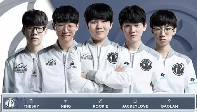 军的成长轨 军的成长轨