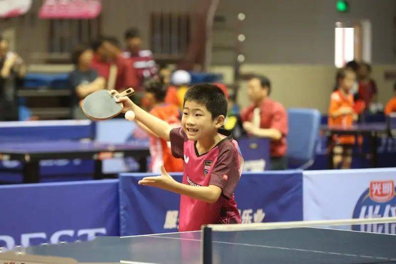 而格兰姆斯 而格兰姆斯