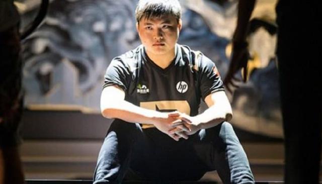 赵维伦、郇斯枫、隰泰诚等年轻球员入选中国男篮短训营.