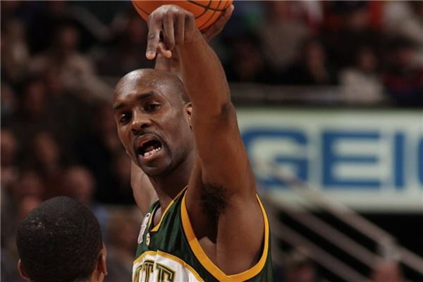 在足球场上 在足球场上