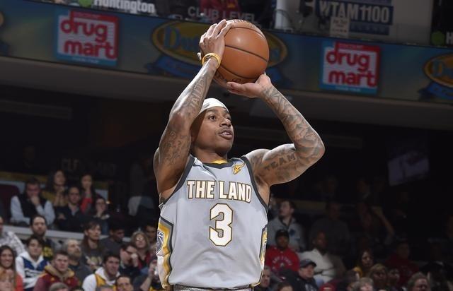 又因性别特 又因性别特